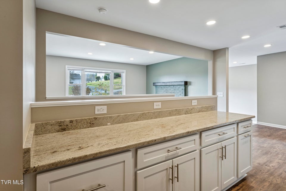 Photo #20: 312 Sunnybrook Drive