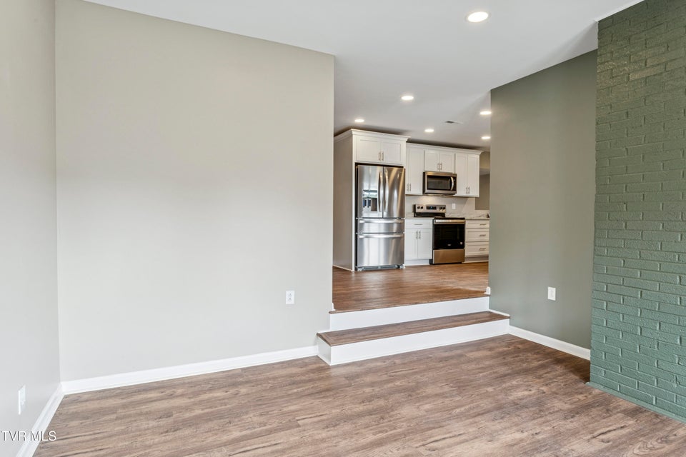 Photo #24: 312 Sunnybrook Drive