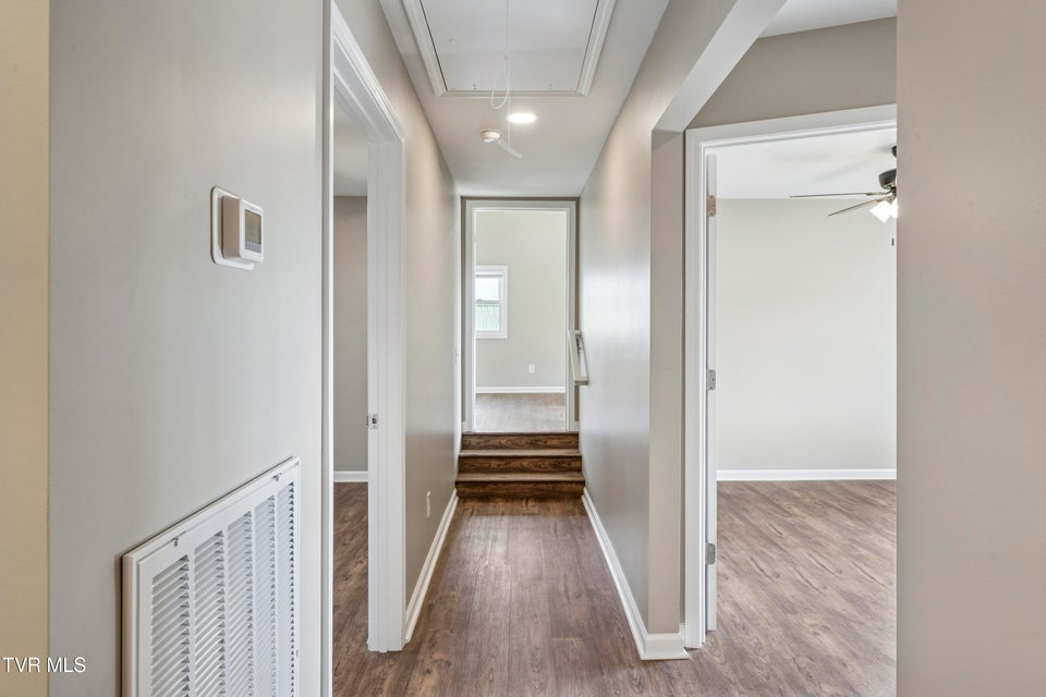 Photo #33: 312 Sunnybrook Drive