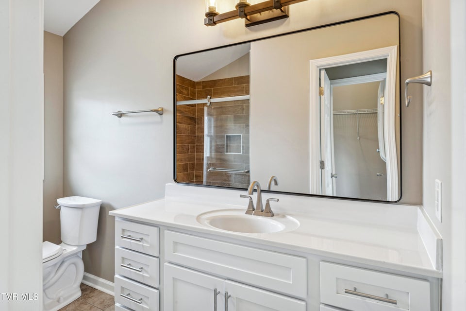 Photo #49: 312 Sunnybrook Drive