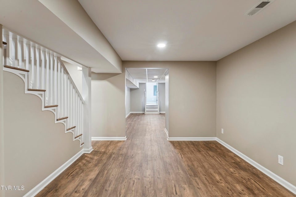 Photo #59: 312 Sunnybrook Drive