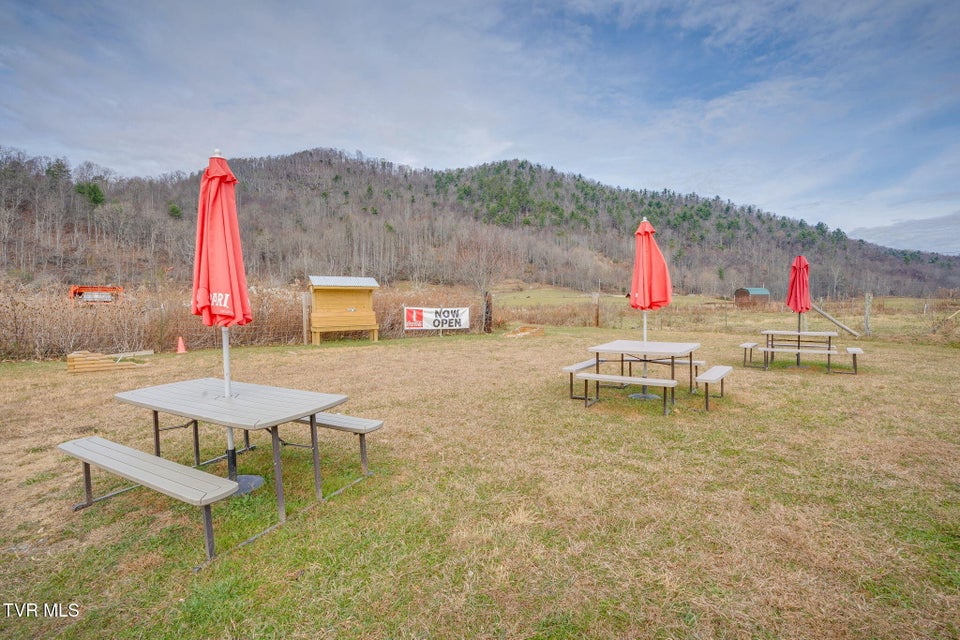 Photo #5: 4020 Roan Creek Road