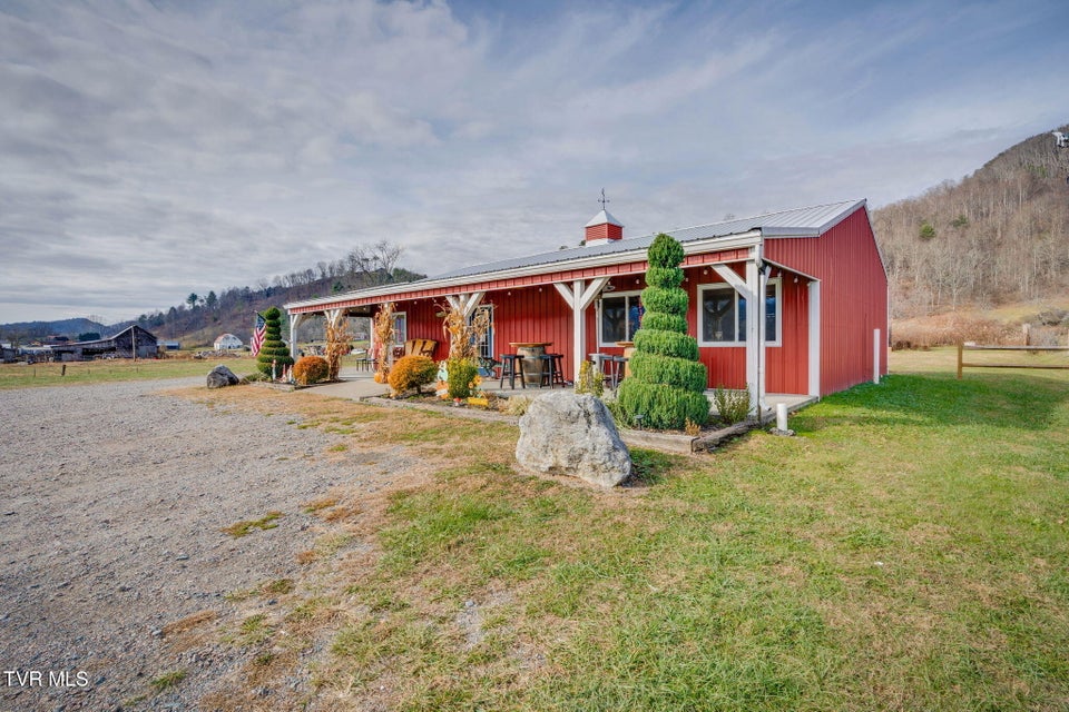 Photo #7: 4020 Roan Creek Road