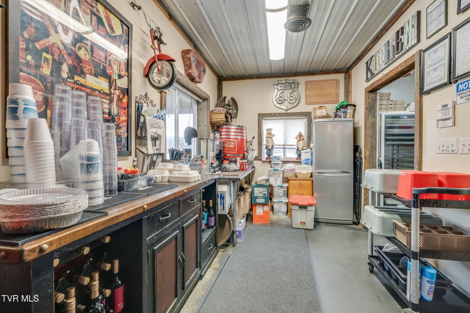 Photo #19: 4020 Roan Creek Road