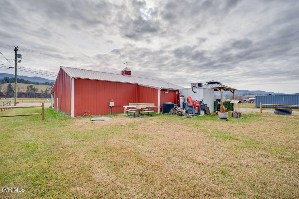 Photo #30: 4020 Roan Creek Road