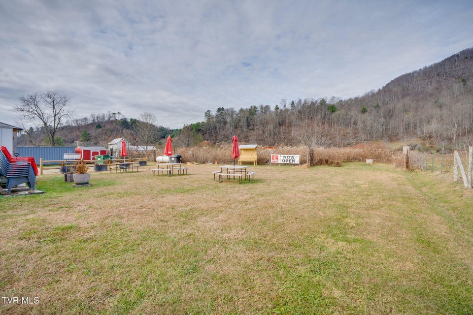 Photo #32: 4020 Roan Creek Road