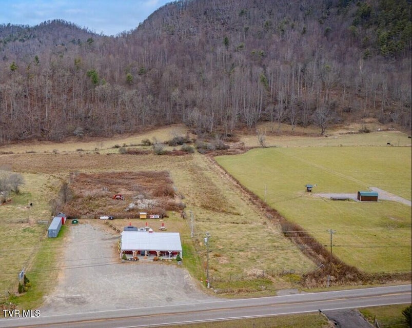 Photo #35: 4020 Roan Creek Road