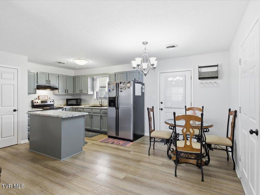 Photo #6: 1663 Meadow Spring Drive