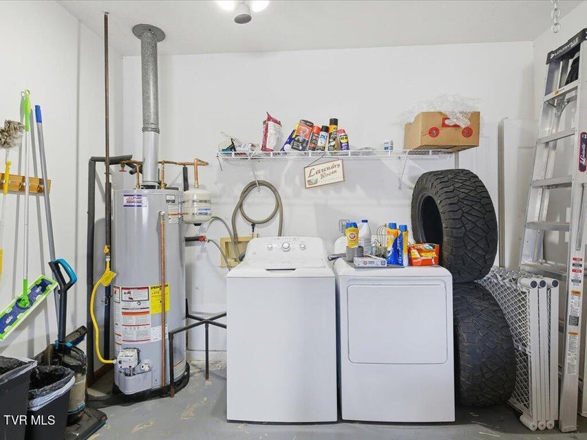 Photo #14: 1663 Meadow Spring Drive