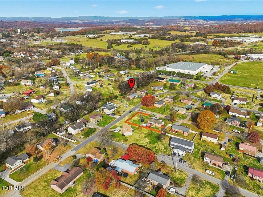 Photo #26: 1663 Meadow Spring Drive