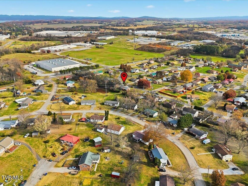 Photo #32: 1663 Meadow Spring Drive