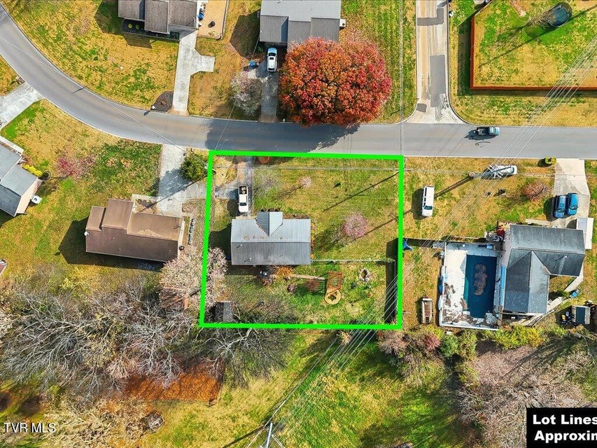 Photo #33: 1663 Meadow Spring Drive