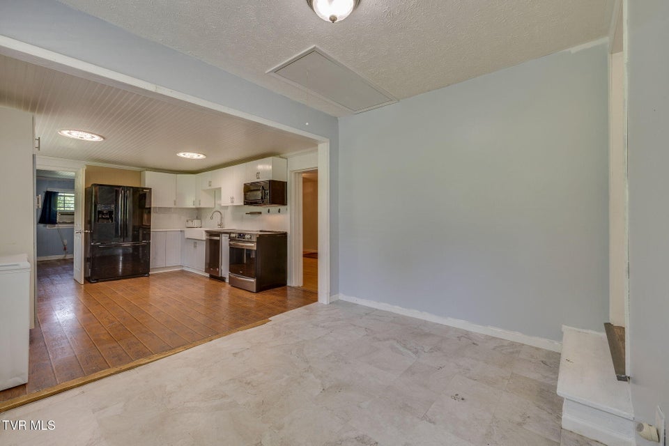 Photo #10: 23270 Denton Valley Road