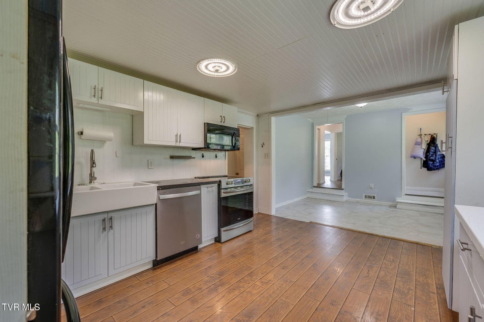 Photo #14: 23270 Denton Valley Road