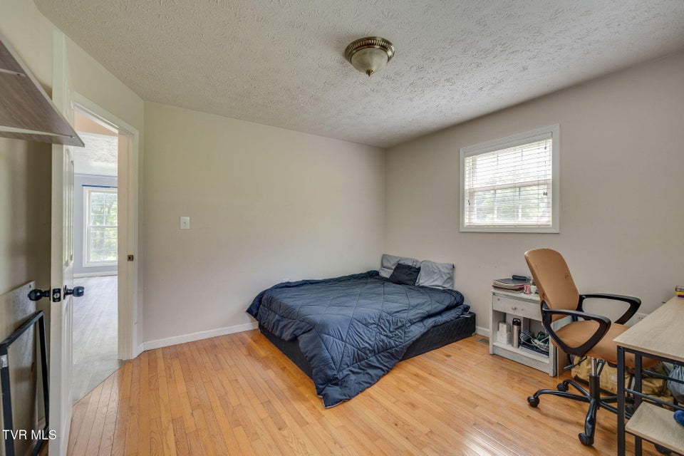 Photo #22: 23270 Denton Valley Road