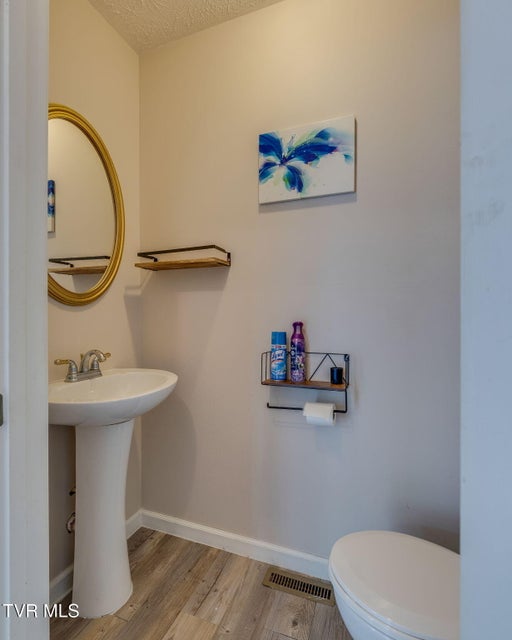 Photo #24: 23270 Denton Valley Road