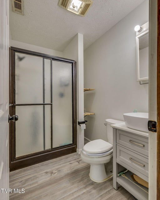 Photo #31: 23270 Denton Valley Road