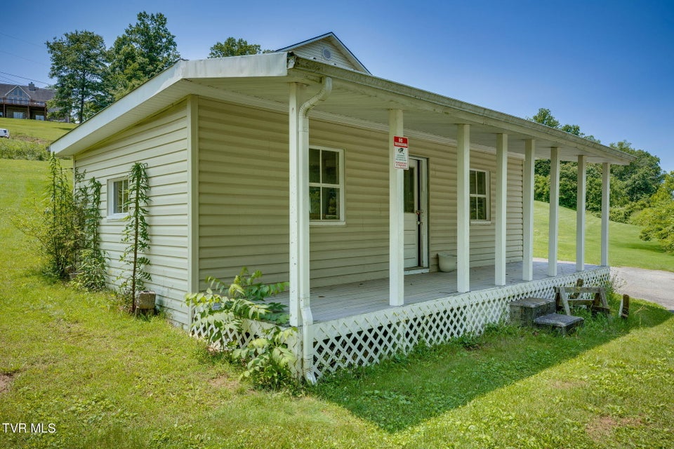 Photo #46: 23270 Denton Valley Road