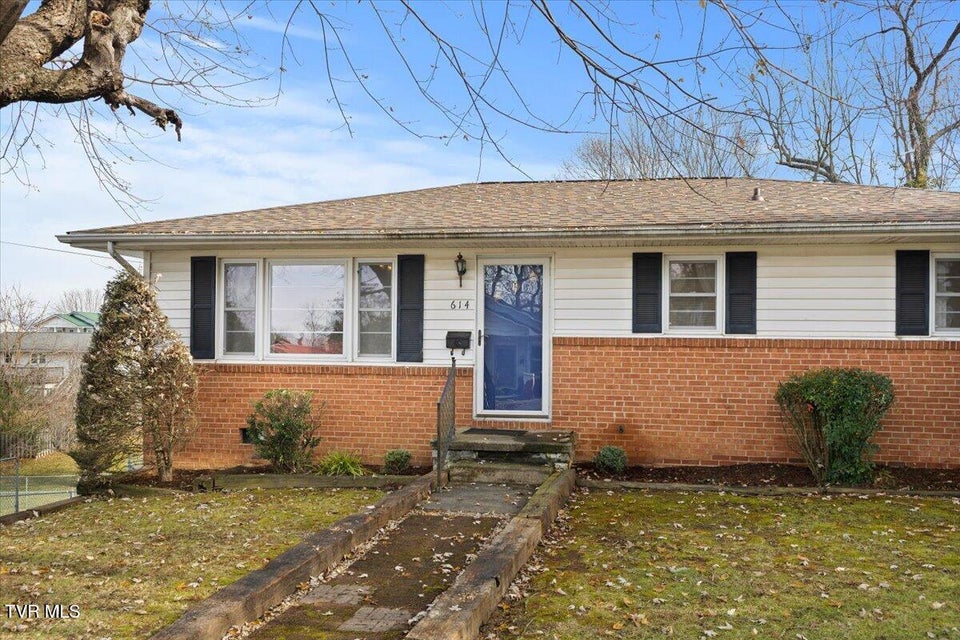 Photo #3: 614 Roan Street