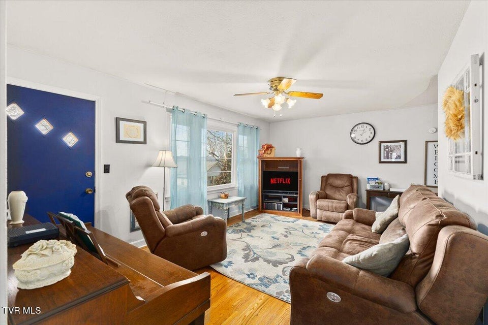 Photo #6: 614 Roan Street