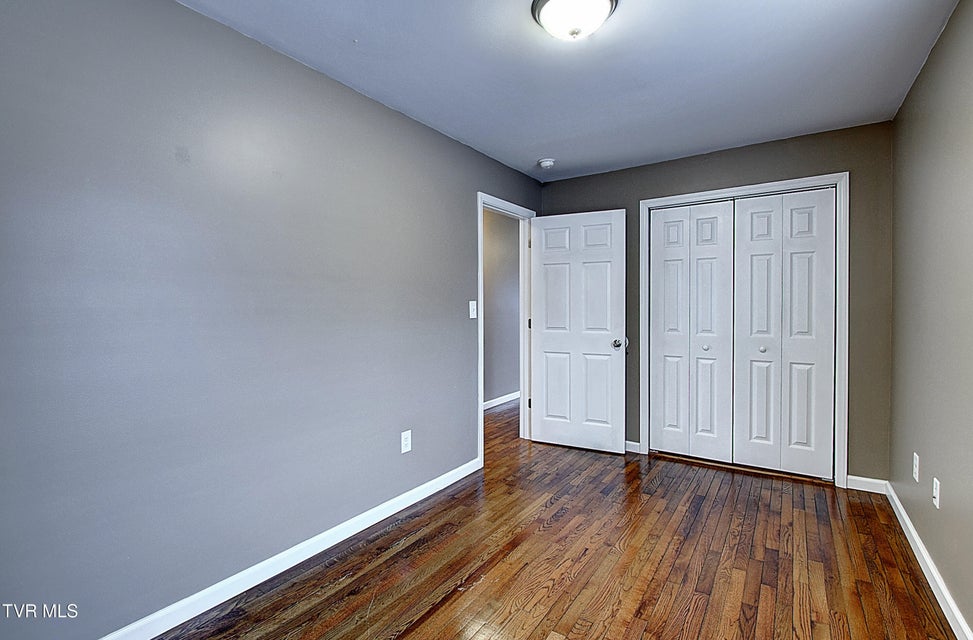 Photo #28: 1004 Dejarnette Street