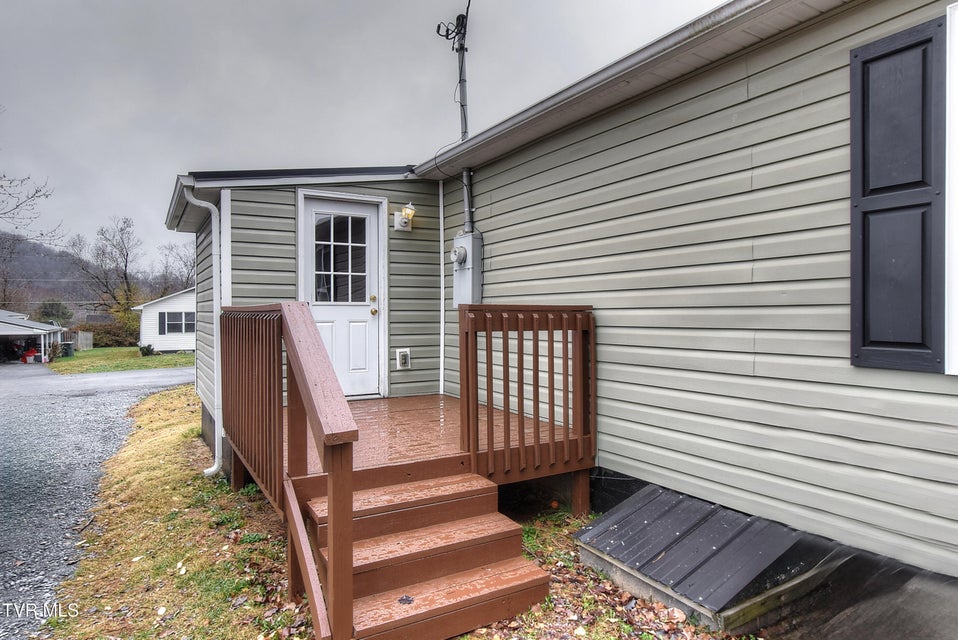 Photo #30: 1004 Dejarnette Street