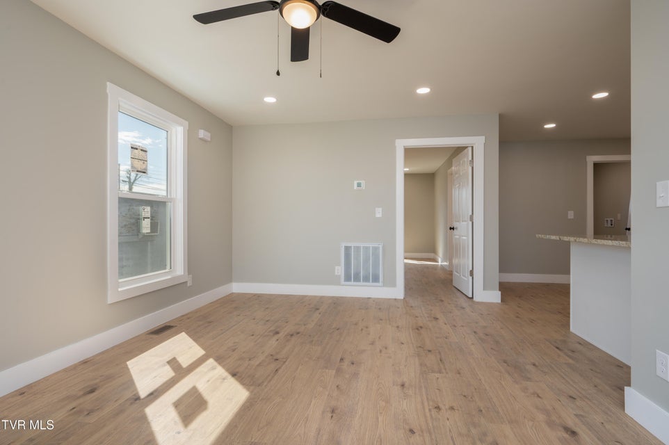 Photo #9: 504 Cedar Street