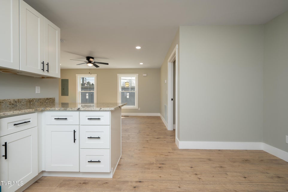 Photo #7: 504 Cedar Street