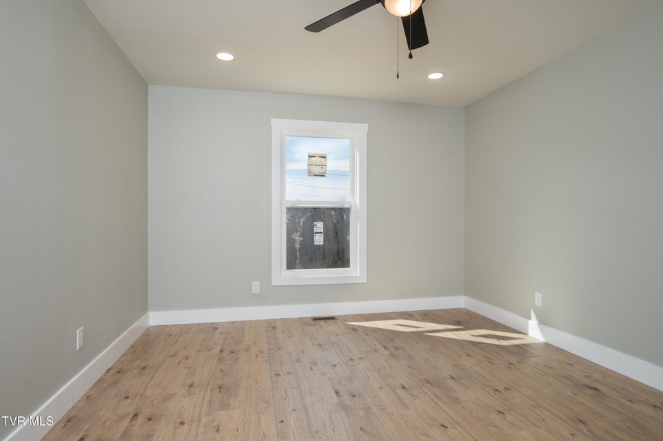 Photo #13: 504 Cedar Street