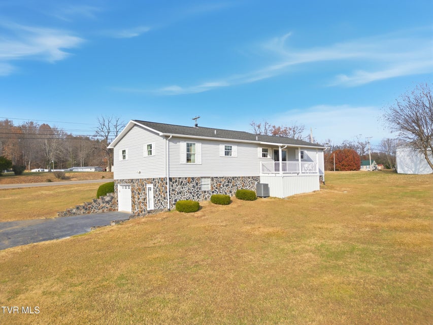 Photo #35: 3859 Newport Highway