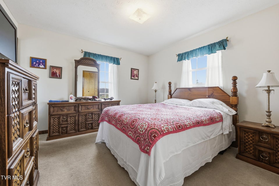 Photo #17: 3859 Newport Highway