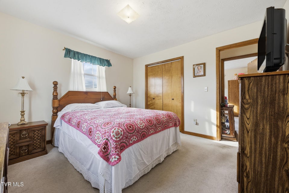 Photo #16: 3859 Newport Highway