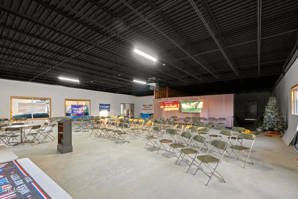 Photo #16: 914 Snapps Ferry Road