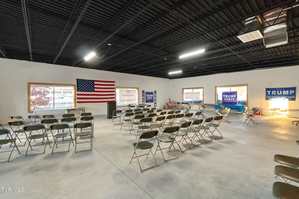 Photo #23: 914 Snapps Ferry Road