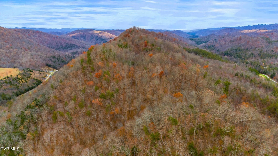 Photo #5: 661 E Pumpkin Valley Rd 