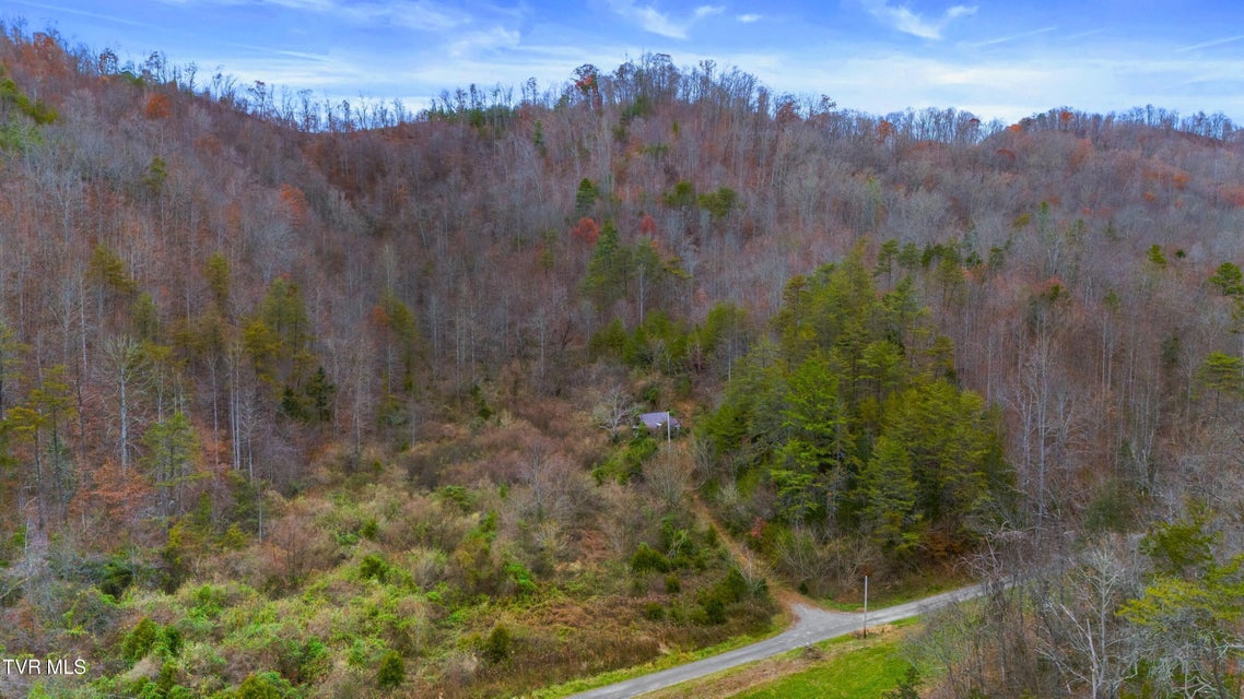 Photo #9: 661 E Pumpkin Valley Rd 