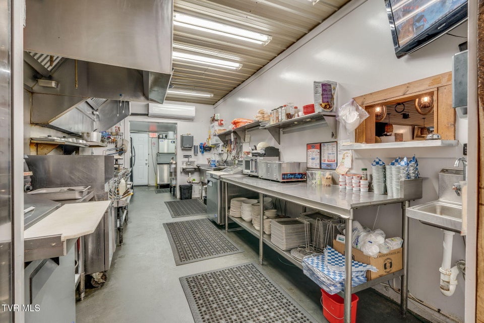 Photo #20: 4020 Roan Creek Road