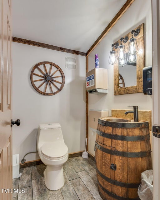 Photo #23: 4020 Roan Creek Road