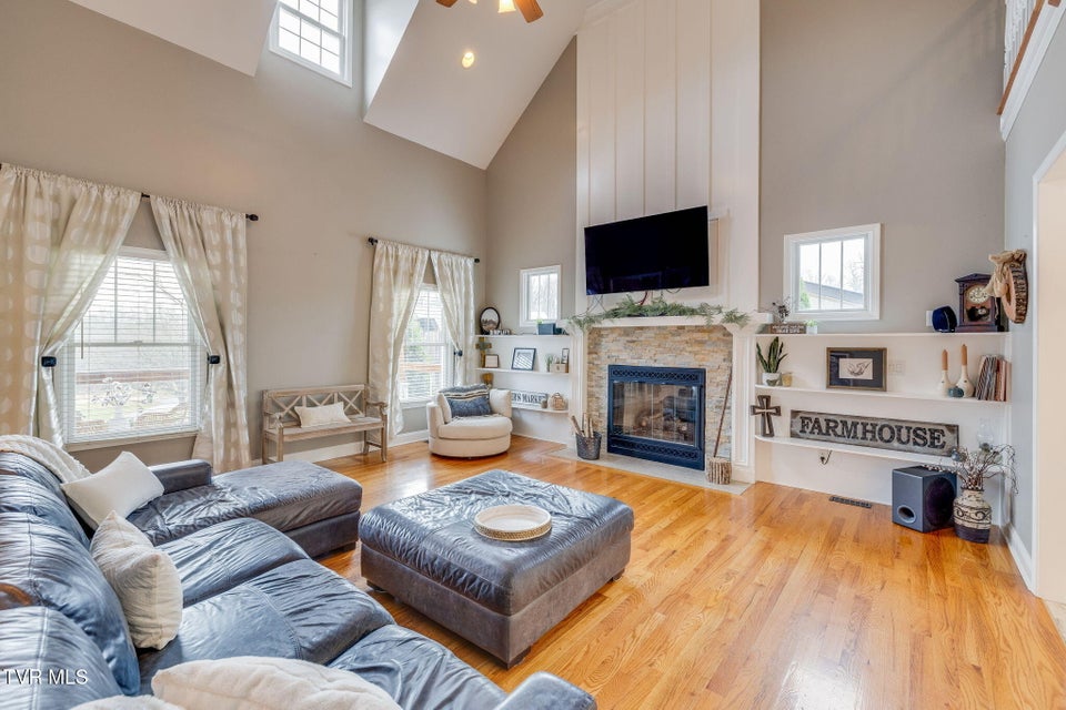 Photo #13: 367 Isley Drive