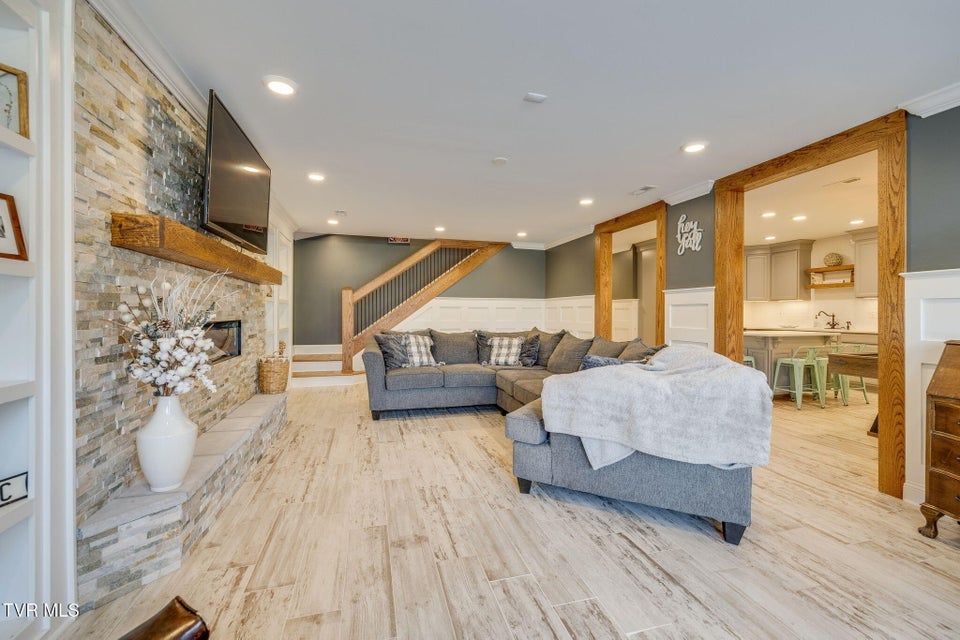 Photo #49: 367 Isley Drive