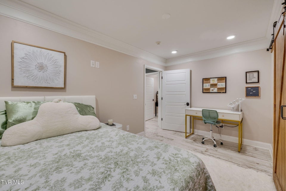 Photo #58: 367 Isley Drive