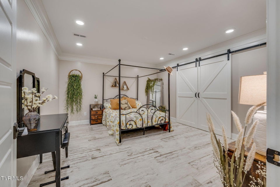 Photo #59: 367 Isley Drive