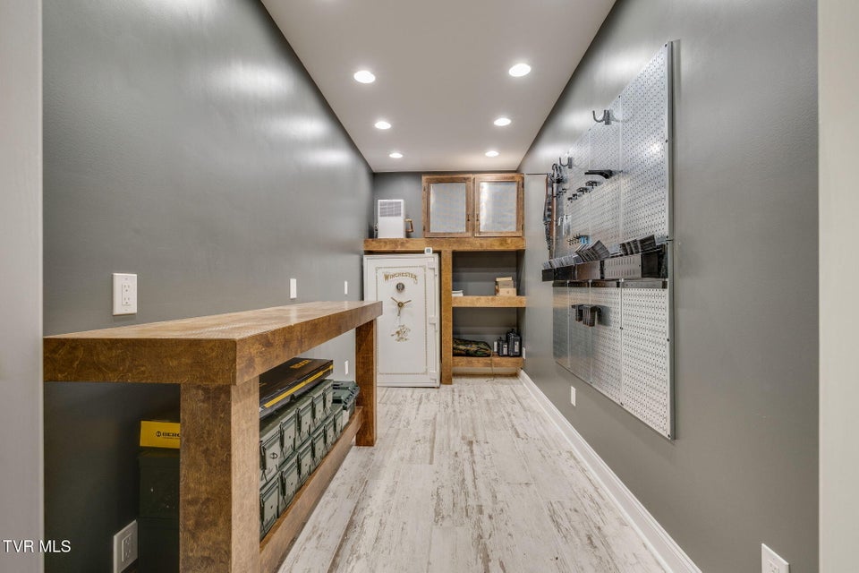 Photo #62: 367 Isley Drive