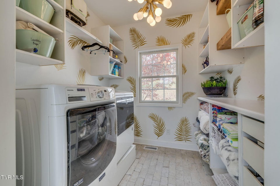 Photo #36: 367 Isley Drive