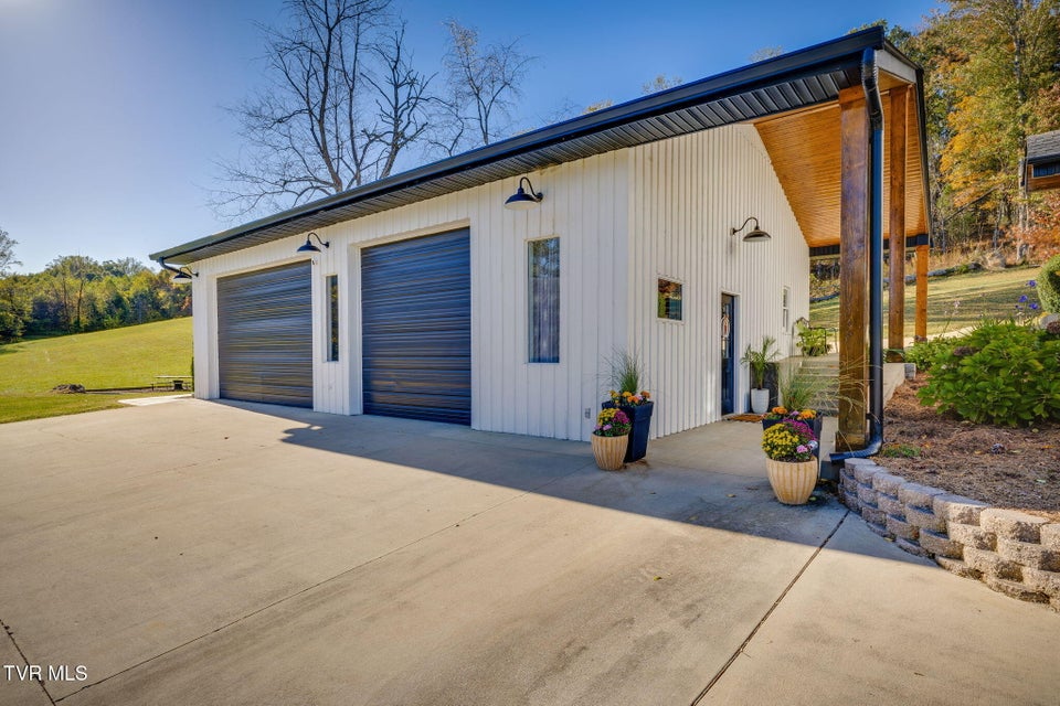 Photo #73: 367 Isley Drive