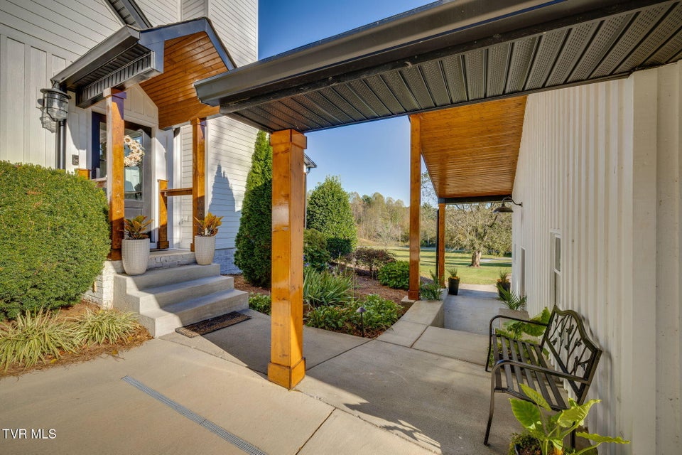 Photo #64: 367 Isley Drive