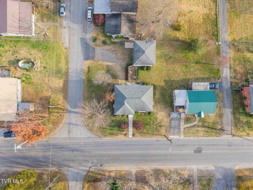 Photo #32: 328 Lincoln Avenue