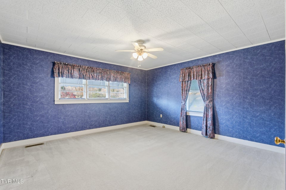 Photo #13: 328 Lincoln Avenue