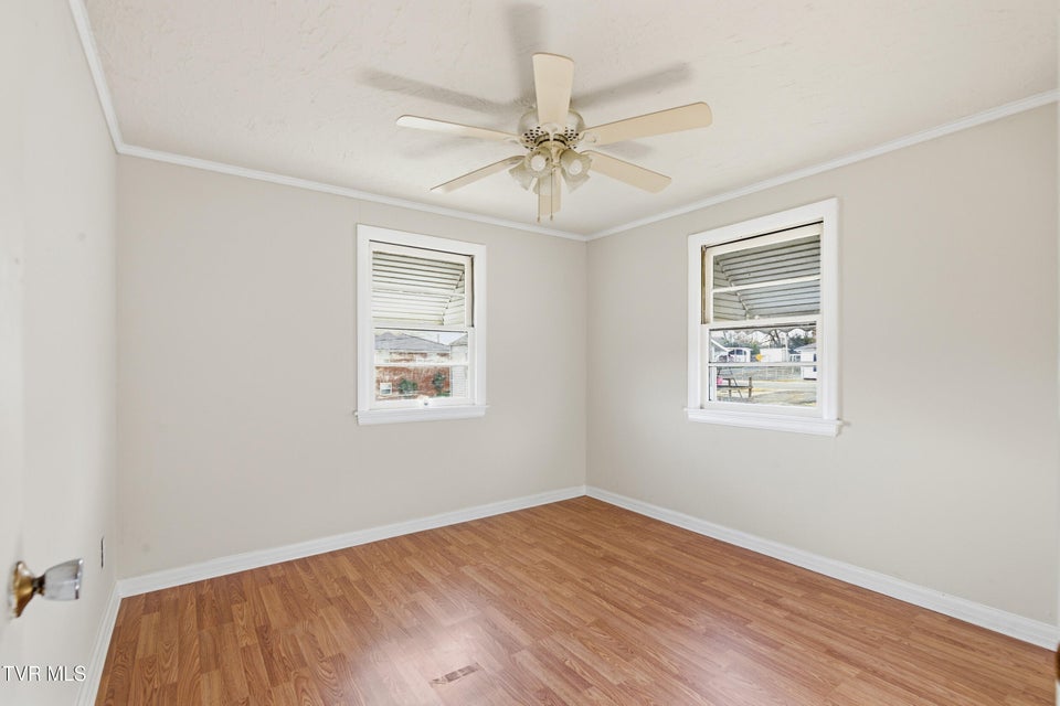 Photo #27: 328 Lincoln Avenue