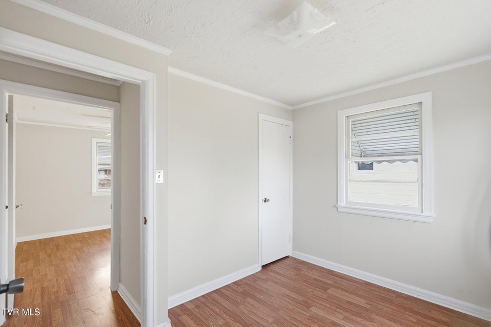 Photo #30: 328 Lincoln Avenue